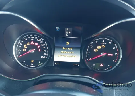 2018 Mercedes-Benz C 300 z USA, uszkodzony, nr VIN WDDWJ4JB0JF750372